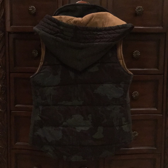 DA-NANG Wool Vest - Picture 3 of 6